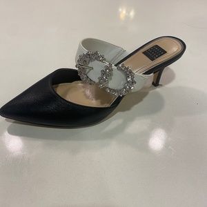 White House Black Market Madelyn Mule